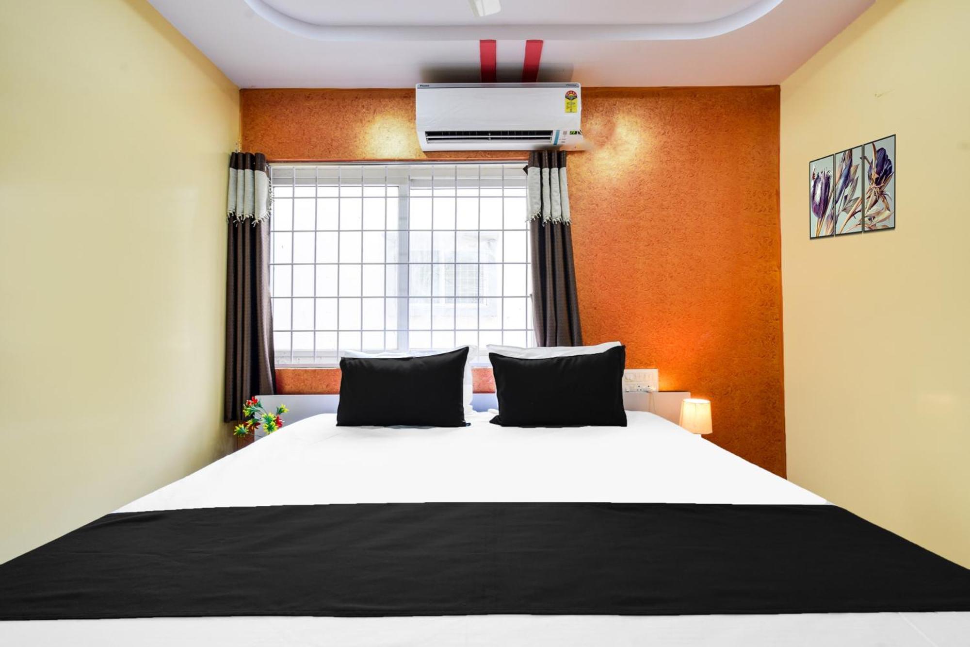 Hotel O Lucky Grand 하이데라바드 외부 사진