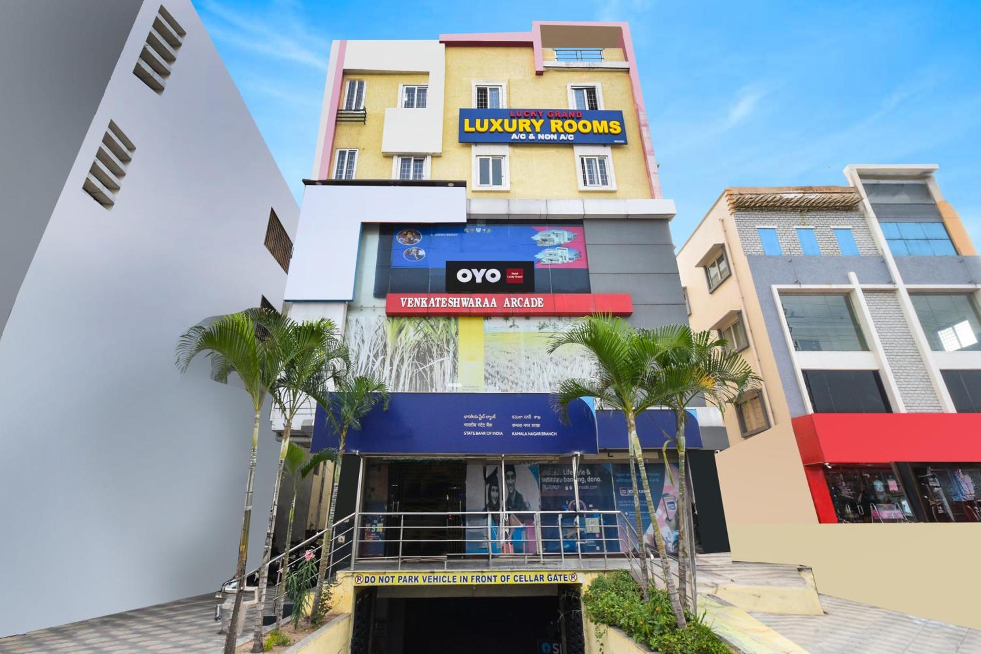 Hotel O Lucky Grand 하이데라바드 외부 사진