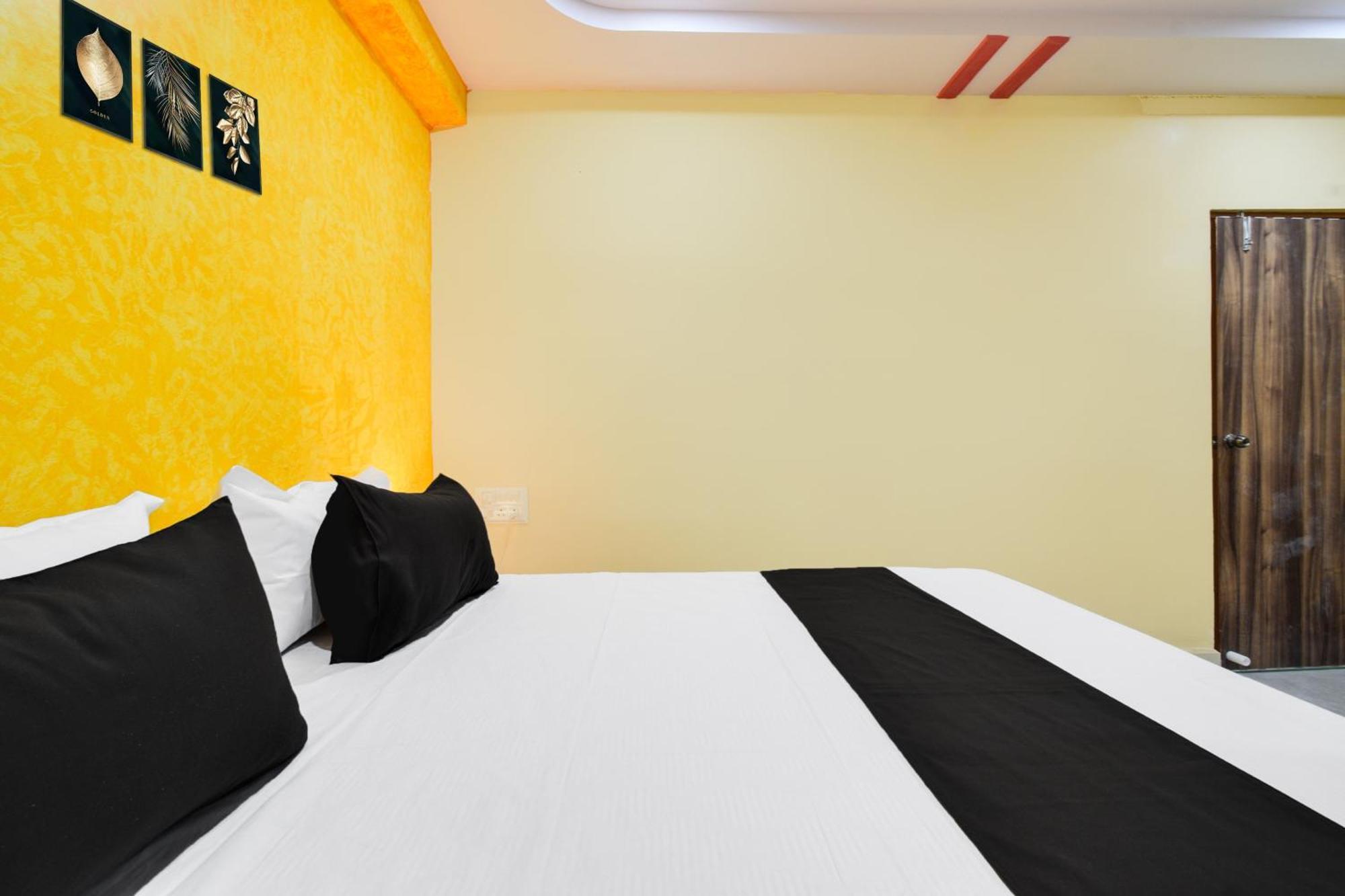 Hotel O Lucky Grand 하이데라바드 외부 사진